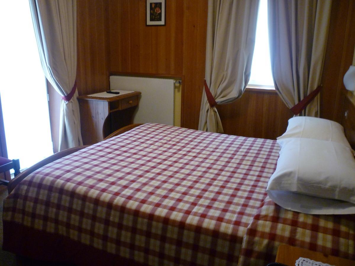 Hotel I Rododendri Valfurva Camera foto