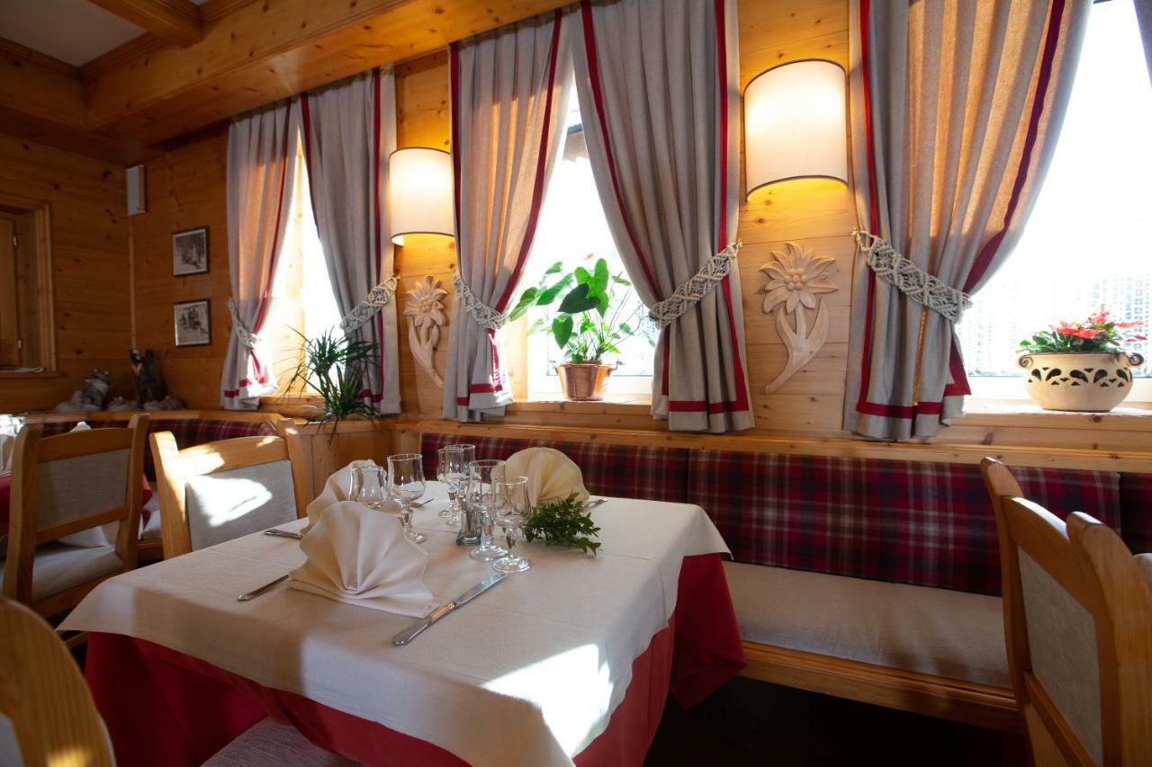 Hotel I Rododendri Valfurva Esterno foto